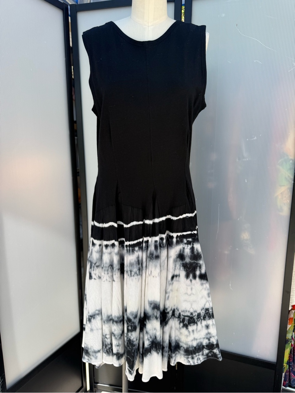LunaLuz Sleeveless Black Dress with Black & White Tie-Dye Skirt